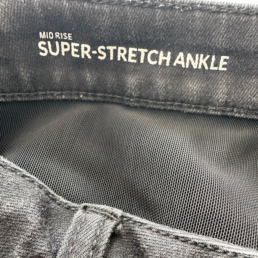 Lane Bryant Plus Size Black Distressed Skinny Jeans - Picture 4 of 4
